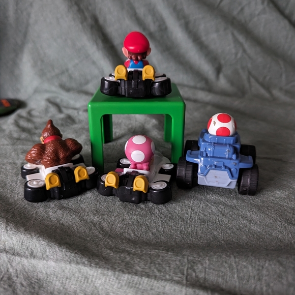Nintendo Super Mario Bros Kart Kids Meal Toys Toad Toadette Dk Mario 2022 Pick - Picture 12 of 12